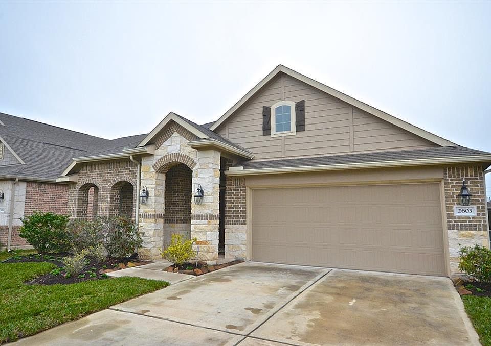 1st image of 2603 Flowing Palm Ln