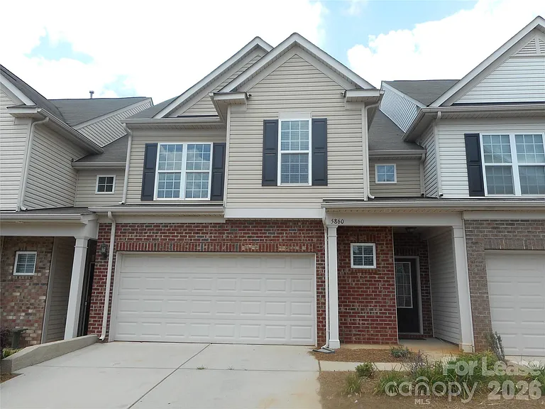 5860 Glassport Ln — Photo 1