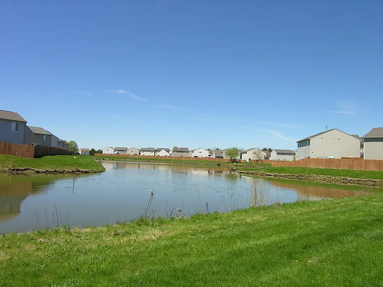 2373 Grand Fir Dr — Photo 3