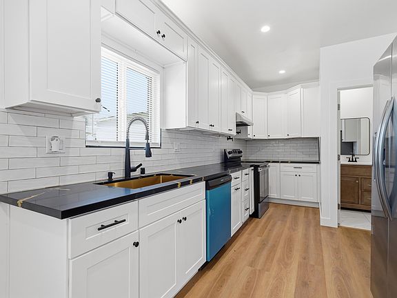 4th image of 6618 Denver Ave