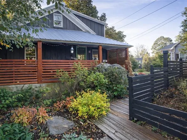 421 Pequot Ave, Warwick, RI 02889