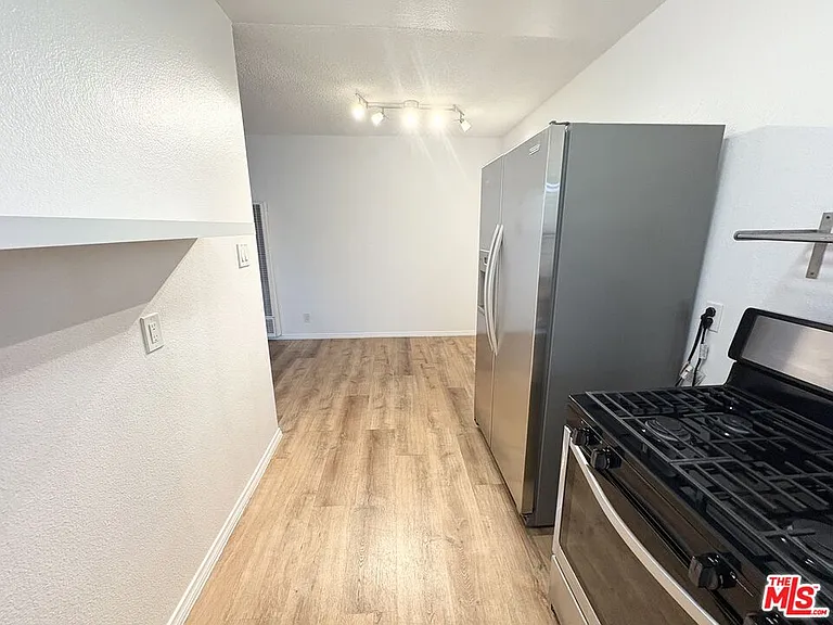 534 Santa Clara Ave #6 — Photo 17