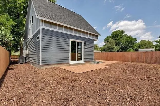 1125 Ebert Ave — Photo 4