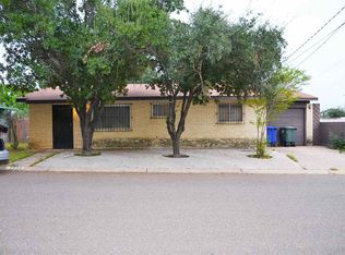 1415 McPherson Ave, Laredo, TX 78040
