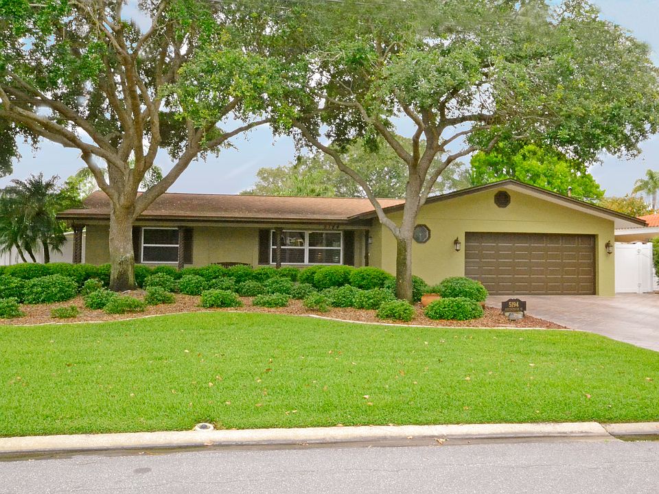 1st image of 5194 Huntington Cir NE