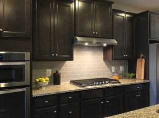 6621 Bartrams Forest Ln, Haymarket, VA 20169