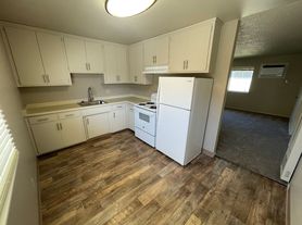 1818 H St, Sacramento, CA