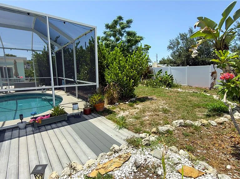 2215 Alvarado Ln — Photo 25