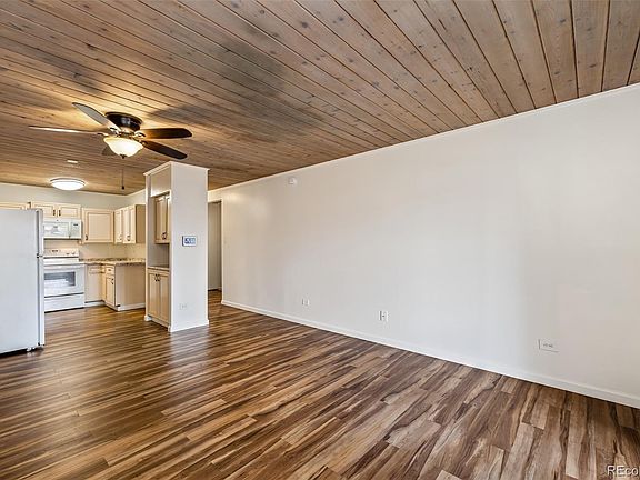 5th image of 715 S Clinton Street #4A