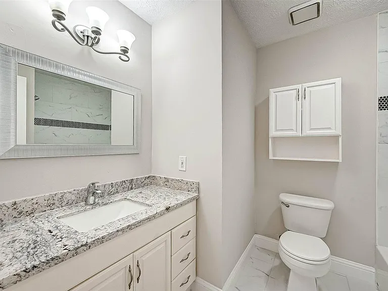 6802 Glenray Dr — Photo 26