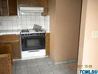 2nd image of 178 N Oakview Ave