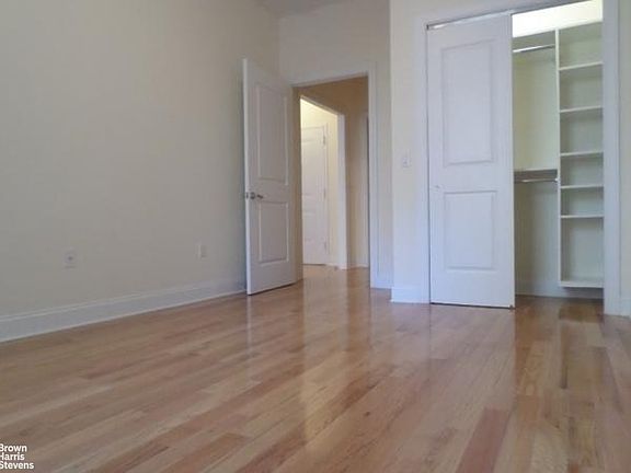 4th image of 101 Clinton St APT 2e