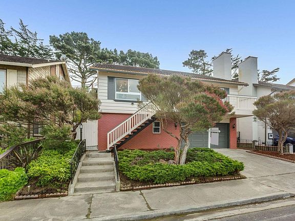 3rd image of 2285 Wexford Ave