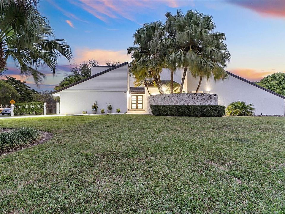 1st image of 17725 SW 86th Ave