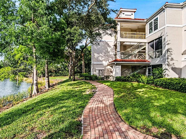 23560 Walden Center Dr #207 — Photo 37