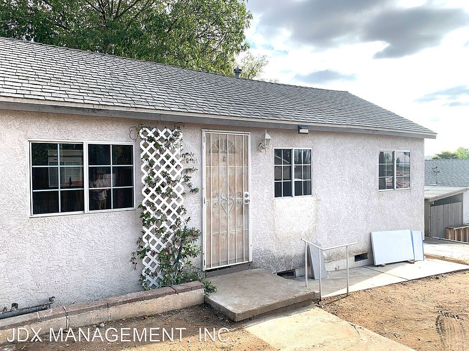 1st image of 1424 N 1st St APT B