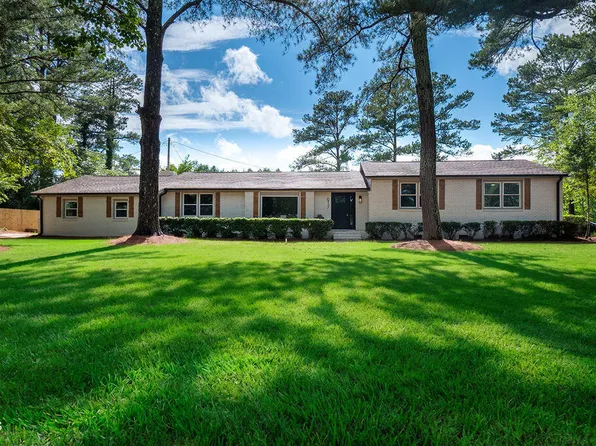 617 Richardson Rd, Zebulon, NC 27597