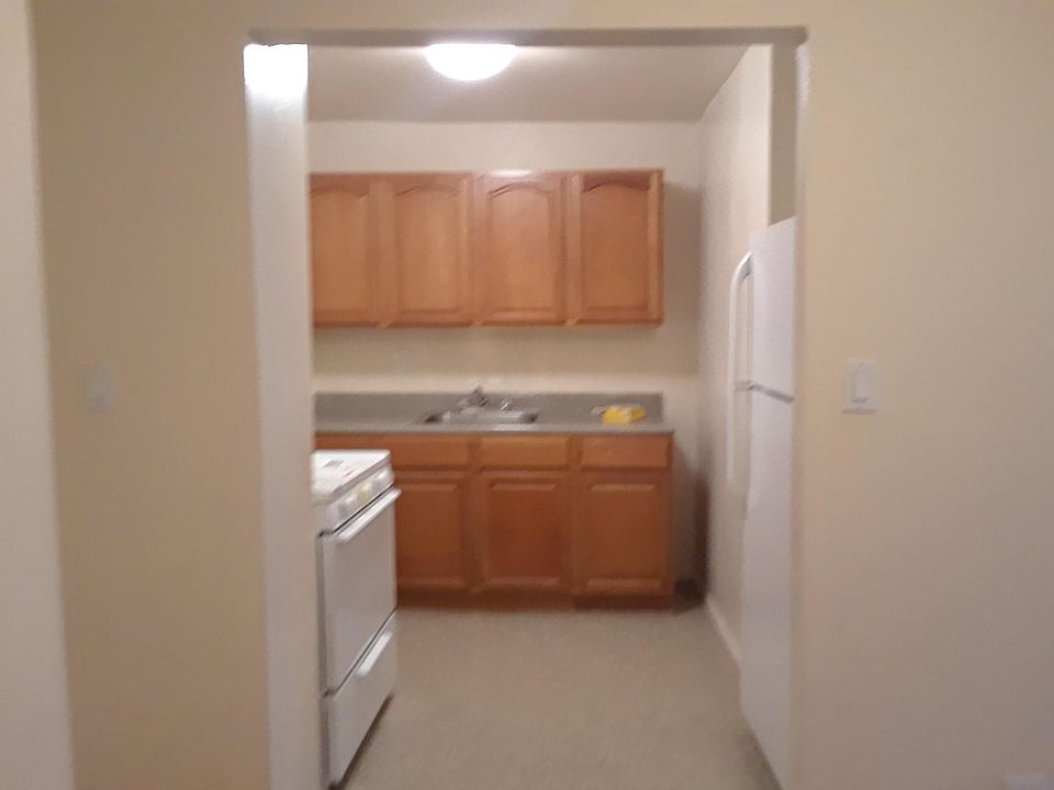 1st image of 9135 193rd St APT 4A
