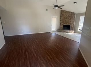 10248 Powderhorn Rd, Fort Worth, TX 76108