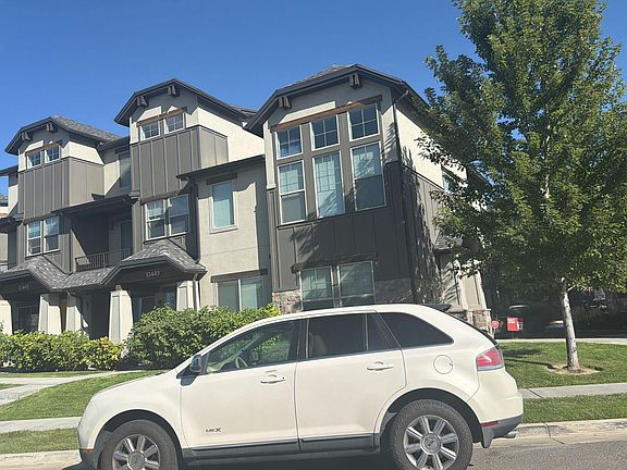 2nd image of 10453 S Beetdigger Blvd
