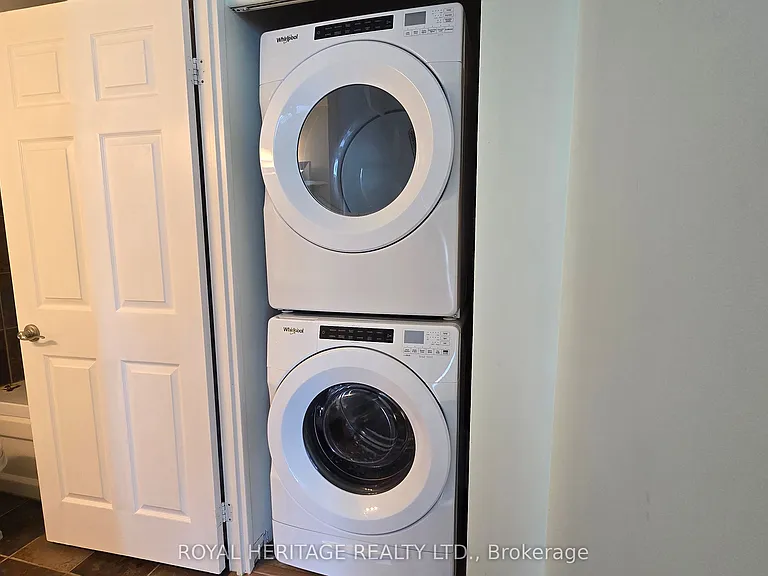 150 Dunlop St E #1203 — Photo 14