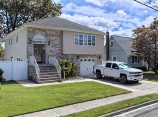 331 Edgewood Rd, Linden, NJ 07036