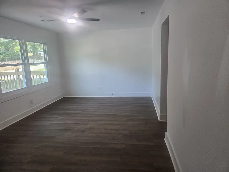 617 Gurley St — Photo 12