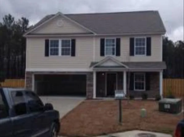 1381 Green Turf Ln, Elgin, SC 29045
