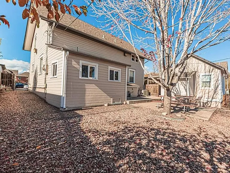 227 Cheyenne Ave — Photo 3