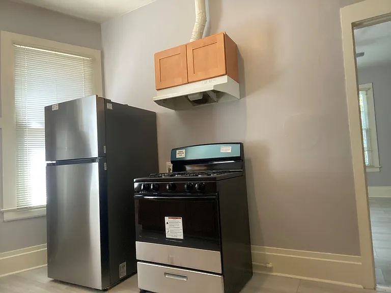 2707 I St #3 — Photo 10