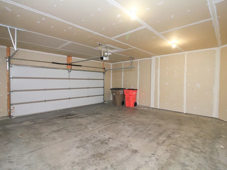 Tanner Court Estates -3 bed units townhouses in Tea, SD! — Photo 12