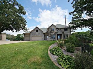 21033 Old Lake George Blvd NW, Oak Grove, MN 55303