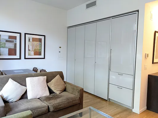 Rented by Douglas Elliman | media 8