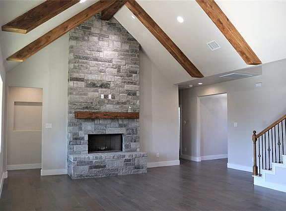 4th image of 545 McKittrick Ct