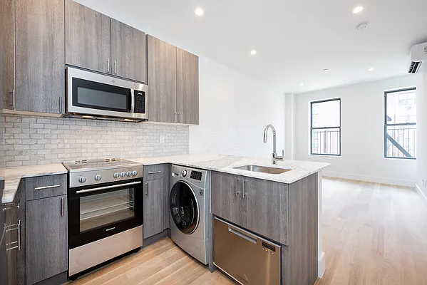 Rented by Compass | media 9