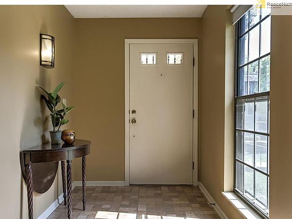 3rd image of 10234 Cedarbrooke Ln