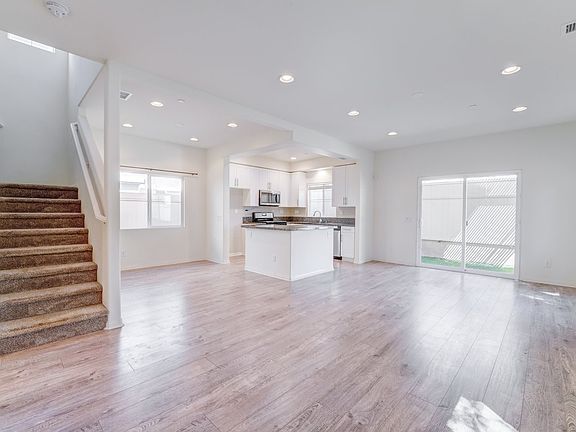 4th image of 22771 Walnut Park Ln