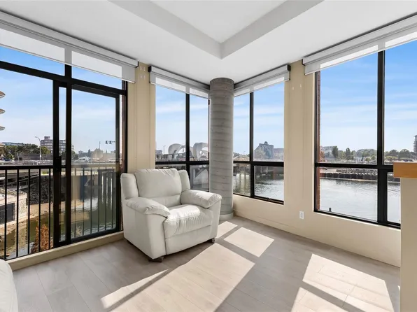 409 Swift St #206, Victoria, BC V8W 1S2