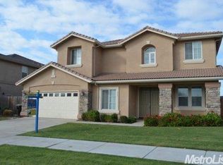 573 Sandy Ln, Ripon, CA 95366