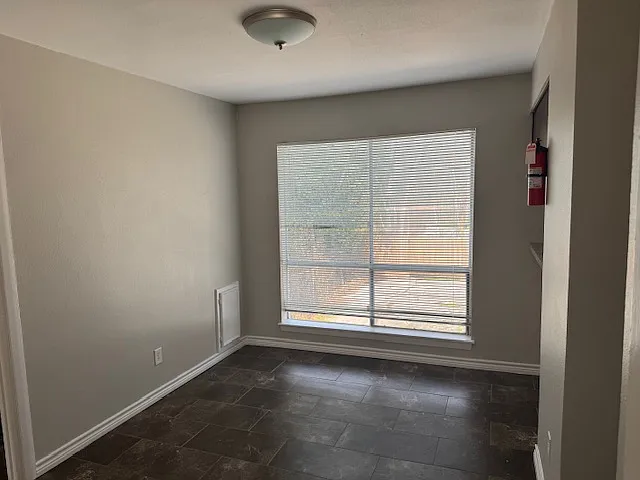 6030 Schroeder — Photo 19