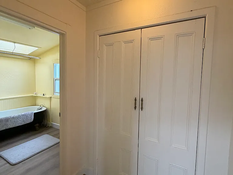 663 Charles St #C — Photo 13