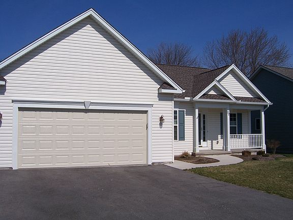 2nd image of 32 Shirleen Dr