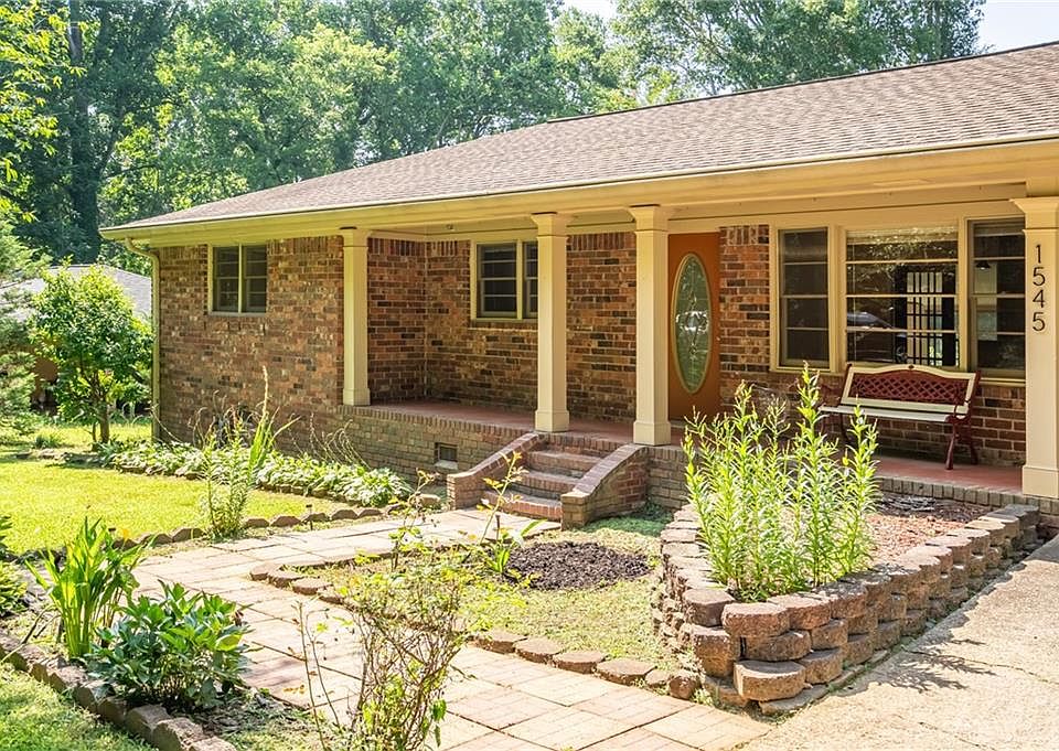1st image of 1545 Virginia Pl