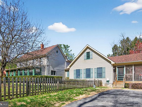 2nd image of 2338 Jim Kohler Rd