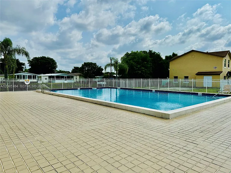 6625 Winfield Blvd #4-D — Photo 26