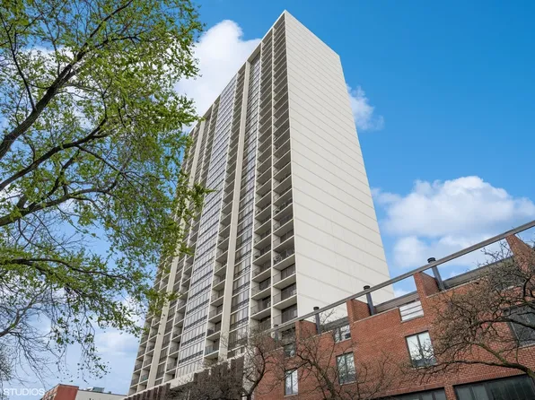 1636 N Wells St APT 3208, Chicago, IL 60614