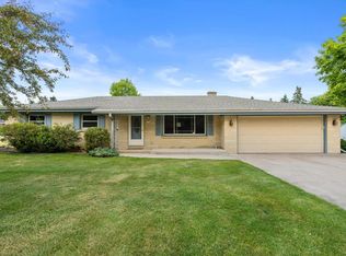 3028 Valley Forge St, Racine, WI 53404