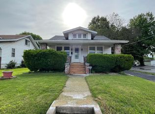 1913 State St, Alton, IL 62002