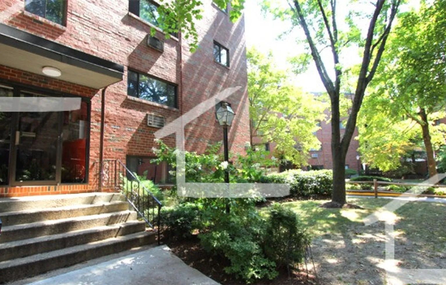 2bed in Watertown 8/1 — Photo 1