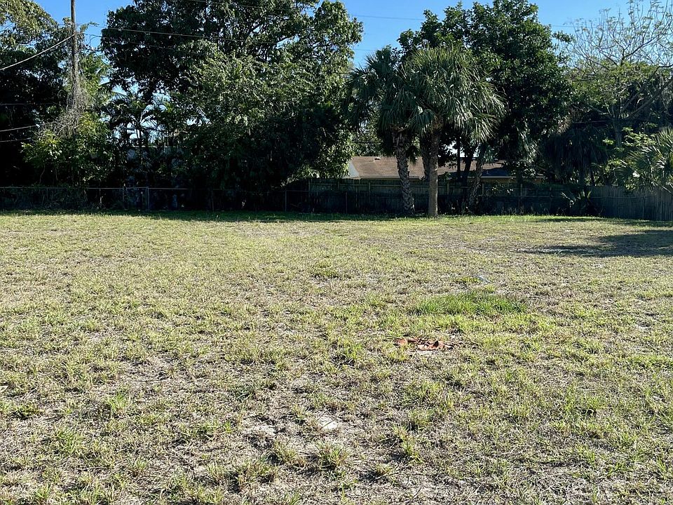 2nd image of 936 39th Street